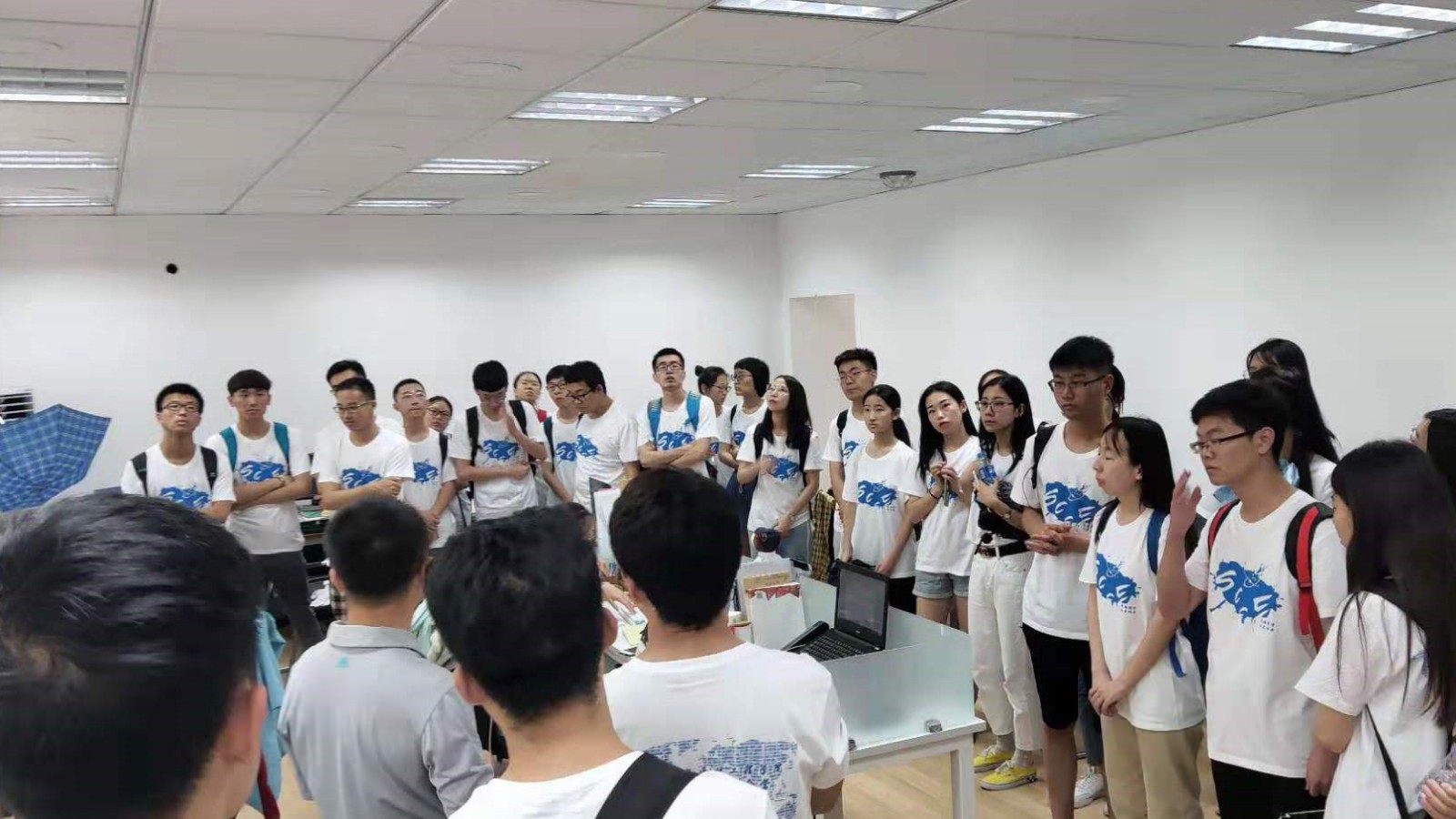 5ea1a2503050cef0af6a1170942ca1de.jpg 5ea1a2503050cef0af6a1170942ca1de.jpg