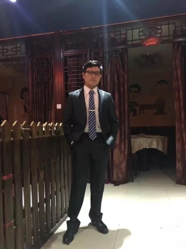 d2cf3ed23c28f3d914e85c12c48e08ef.jpg 李哲5.jpg