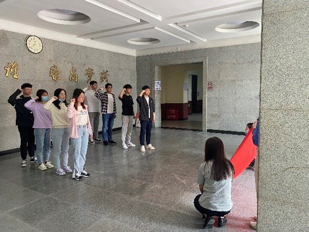 f7c62e6d3ce269981c62f6bb5f40ec6b.jpg f7c62e6d3ce269981c62f6bb5f40ec6b.jpg